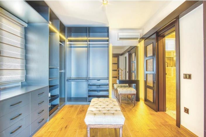 Image No.7-6 Bed Villa / Detached for sale