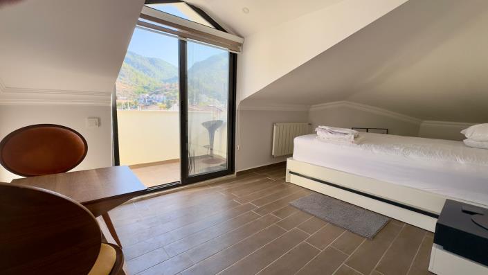 Image No.28-2 Bed Duplex for sale