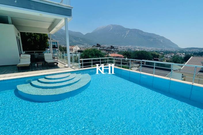 Image No.2-4 Bed Villa / Detached for sale