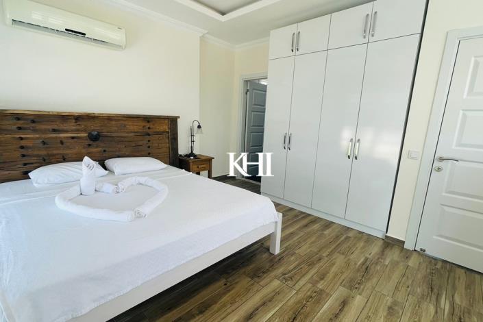 Image No.14-4 Bed Villa / Detached for sale