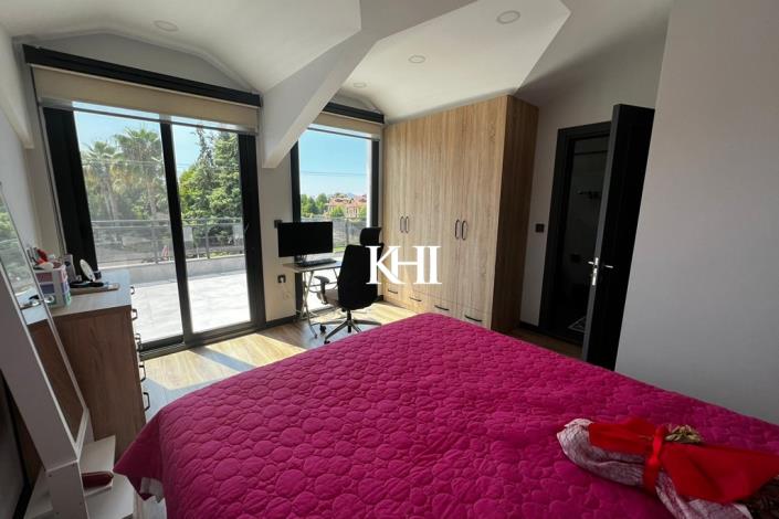 Image No.26-4 Bed Villa / Detached for sale