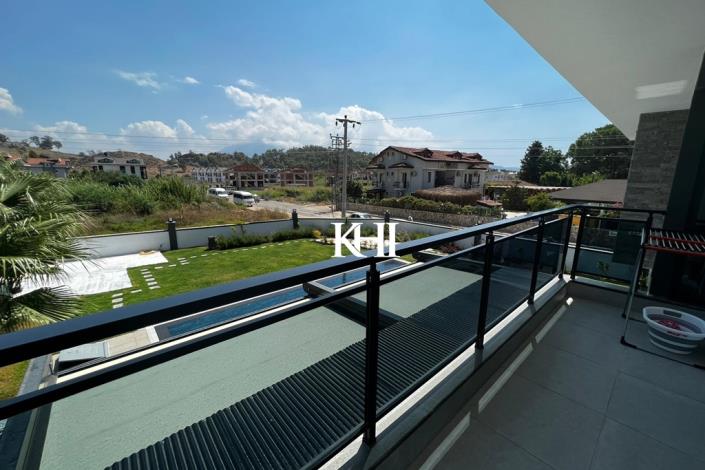 Image No.28-4 Bed Villa / Detached for sale