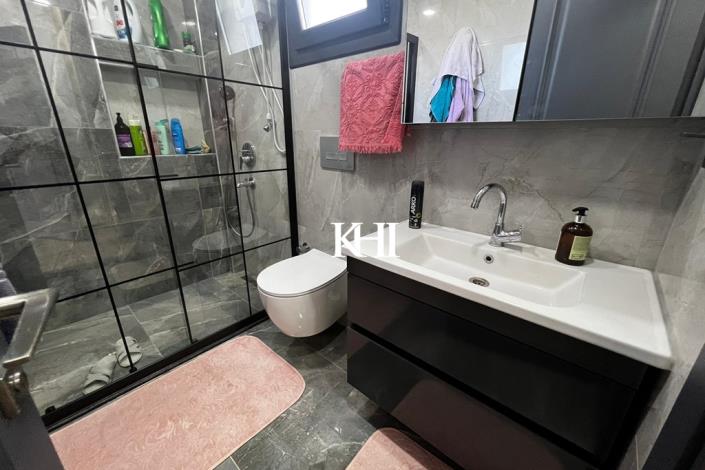 Image No.33-4 Bed Villa / Detached for sale