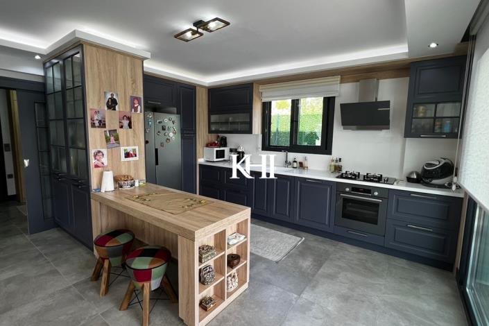 Image No.16-4 Bed Villa / Detached for sale