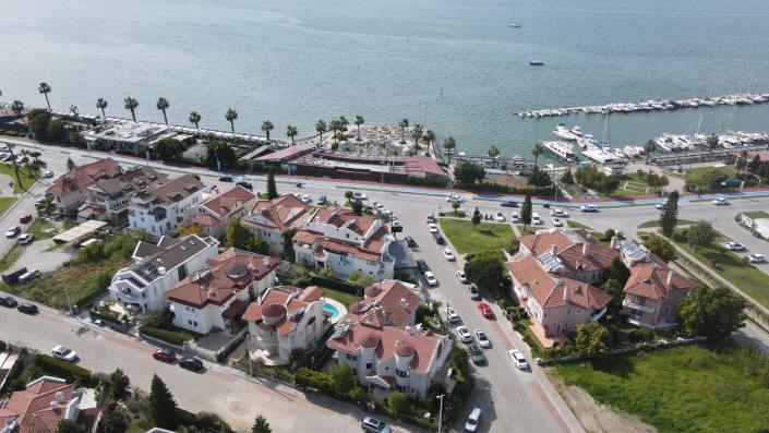 Image No.1-4 Bed Villa for sale