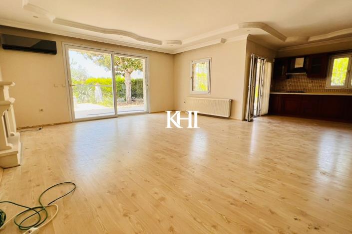 Image No.13-4 Bed Villa for sale