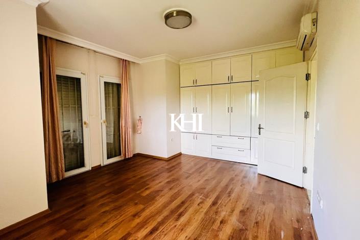 Image No.21-4 Bed Villa for sale