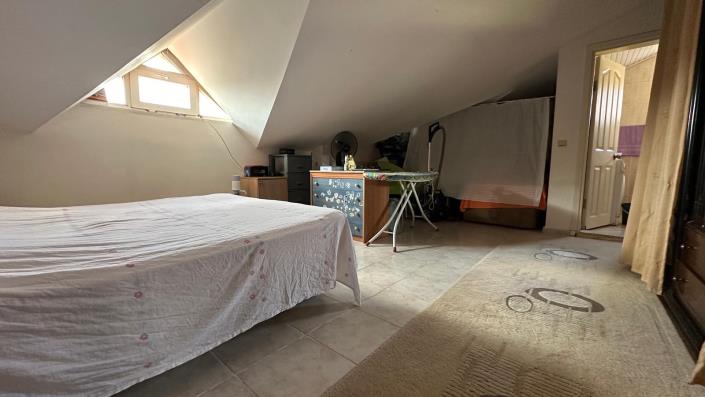 Image No.21-3 Bed Duplex for sale