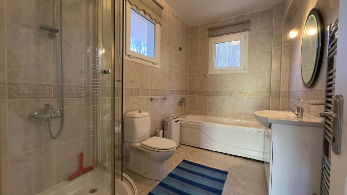 Image No.26-3 Bed Villa / Detached for sale