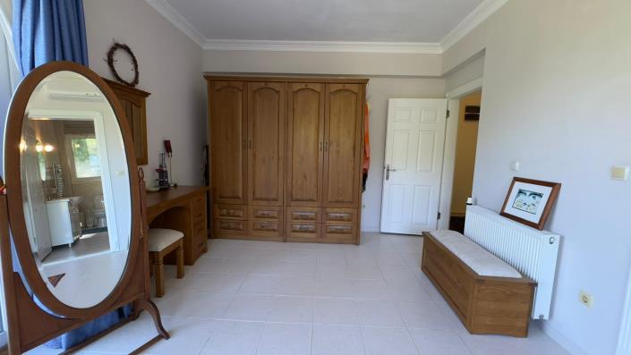 Image No.36-3 Bed Villa / Detached for sale