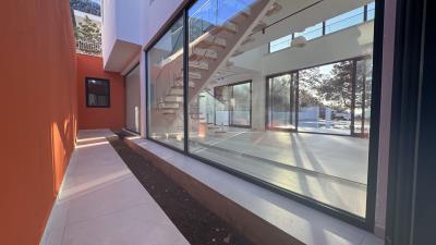 Mountain-View-Luxury-Villa--10-