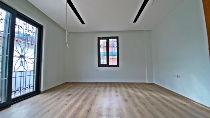 Image No.8-5 Bed Villa for sale