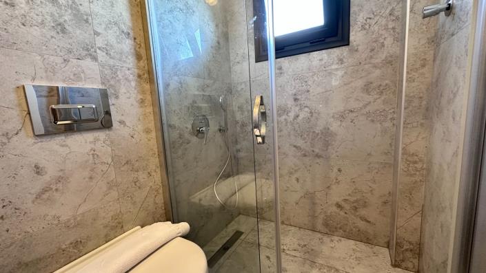 Image No.22-4 Bed Villa for sale