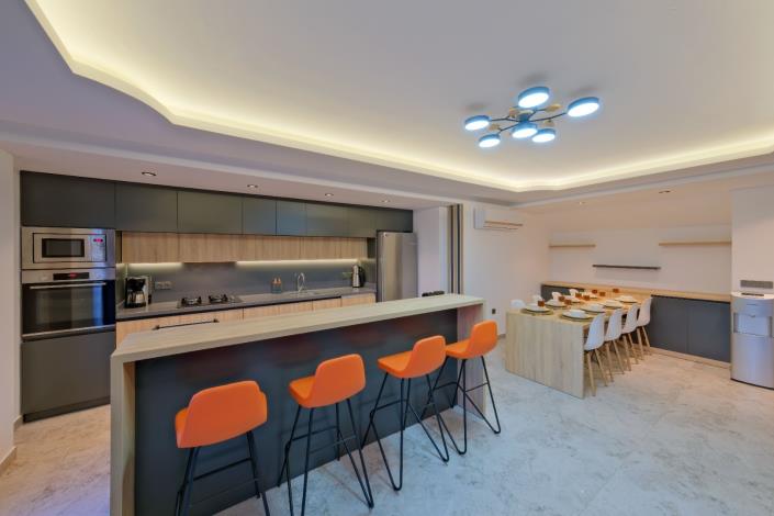 Image No.9-4 Bed Villa for sale