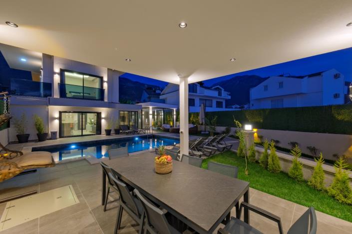 Image No.13-4 Bed Villa for sale