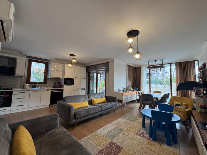 Image No.9-4 Bed Villa for sale