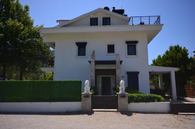 Spacious-Villa-in-Gocek--9-