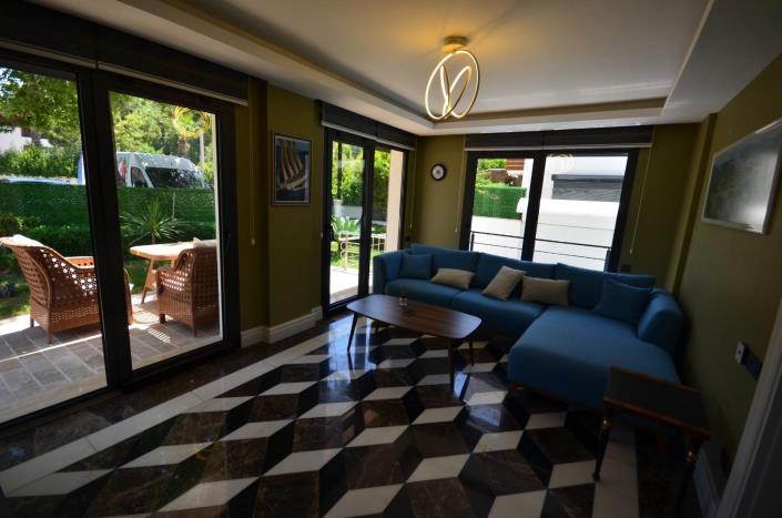 Image No.8-3 Bed Villa for sale