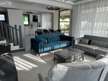 Large-Luxury-Villas-in-Fethiye--29-
