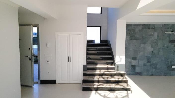 Image No.9-4 Bed Villa for sale