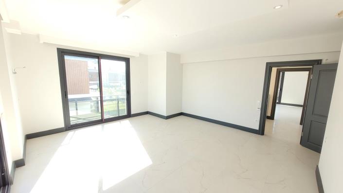 Image No.29-4 Bed Villa for sale