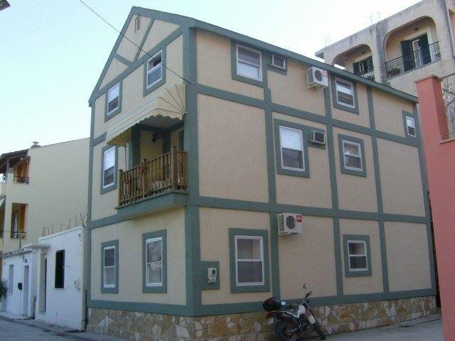 Image No.2-5 Bed House for sale