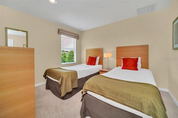 Image No.14-2 Bed House for sale