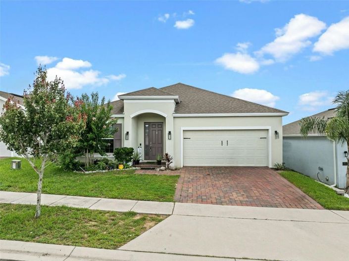 Image No.1-4 Bed House for sale