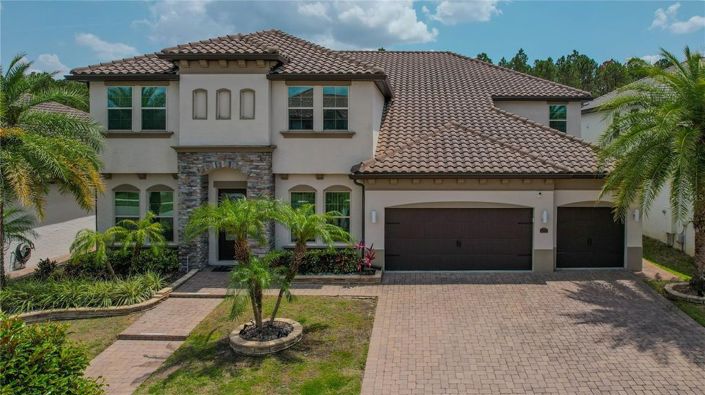 Image No.1-6 Bed House for sale