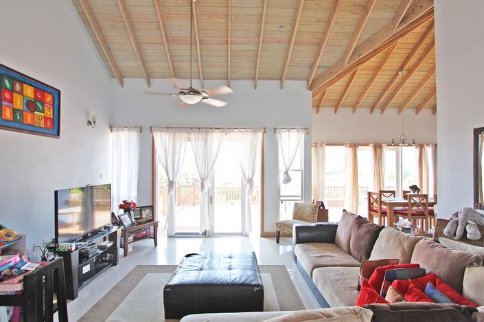 Image No.2-3 Bed Villa for sale