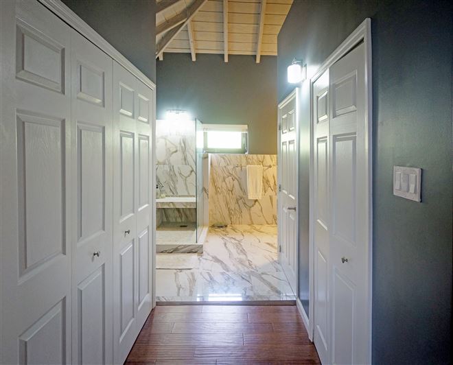 Image No.6-7 Bed Villa for sale