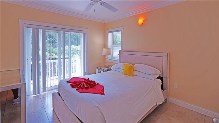 Image No.5-2 Bed Villa for sale