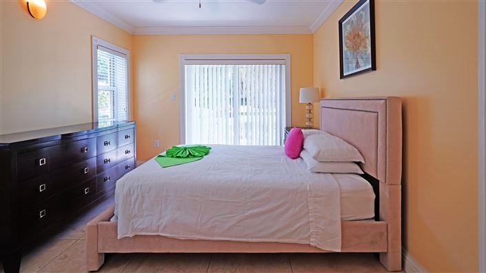 Image No.7-2 Bed Villa for sale