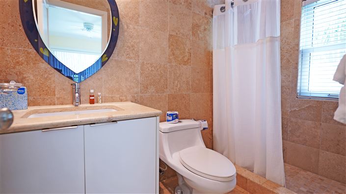 Image No.8-2 Bed Villa for sale