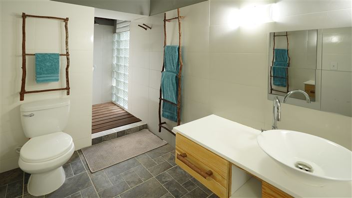 Image No.18-4 Bed Villa for sale