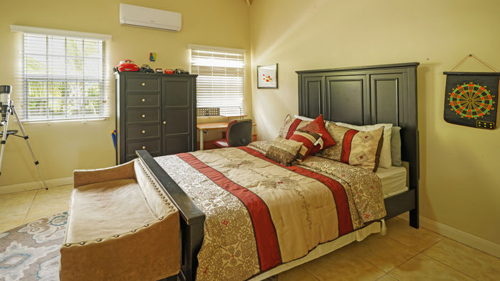 Image No.12-4 Bed Villa for sale