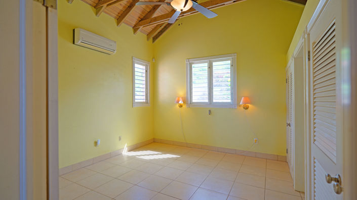 Image No.11-5 Bed Villa for sale