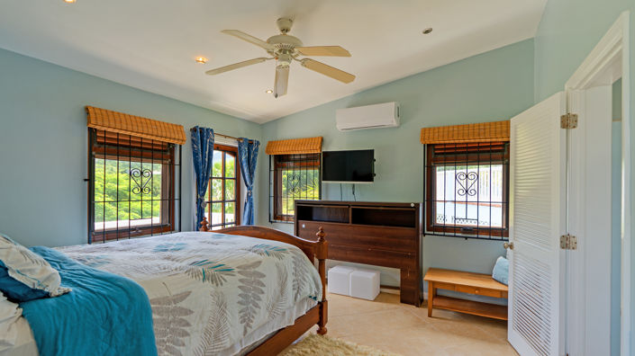 Image No.8-4 Bed Villa for sale