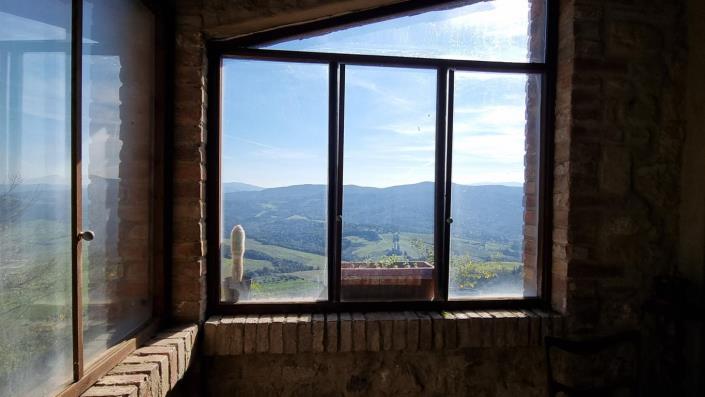 Image No.25-5 Bed Farmhouse for sale