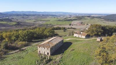 1 - Volterra, Farmhouse
