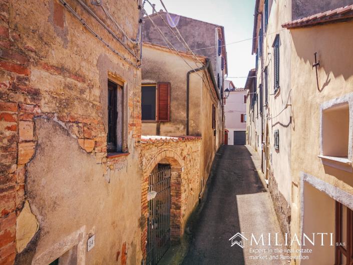 Image No.9-2 Bed Townhouse for sale