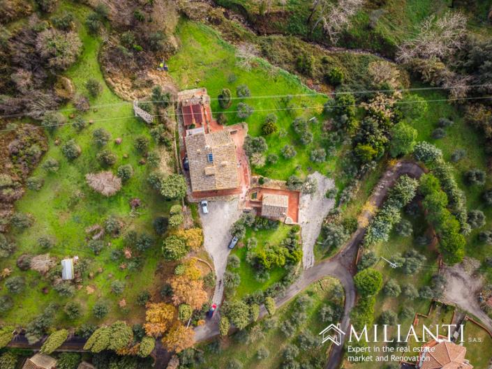 Image No.4-5 Bed Farmhouse for sale