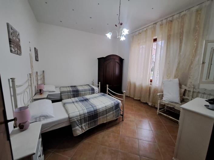 Image No.24-6 Bed House/Villa for sale