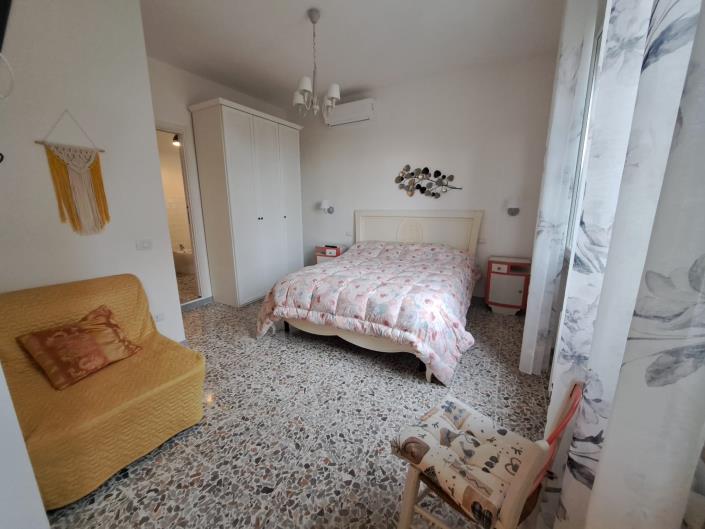 Image No.26-6 Bed House/Villa for sale