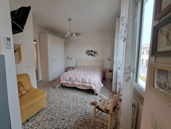 Image No.14-6 Bed House/Villa for sale