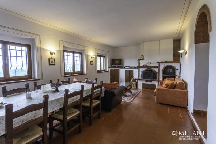 Image No.8-3 Bed Country House for sale