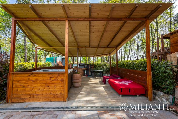 Image No.7-2 Bed Country House for sale