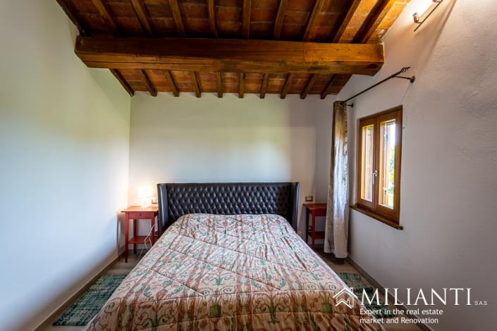 Image No.13-2 Bed Country House for sale