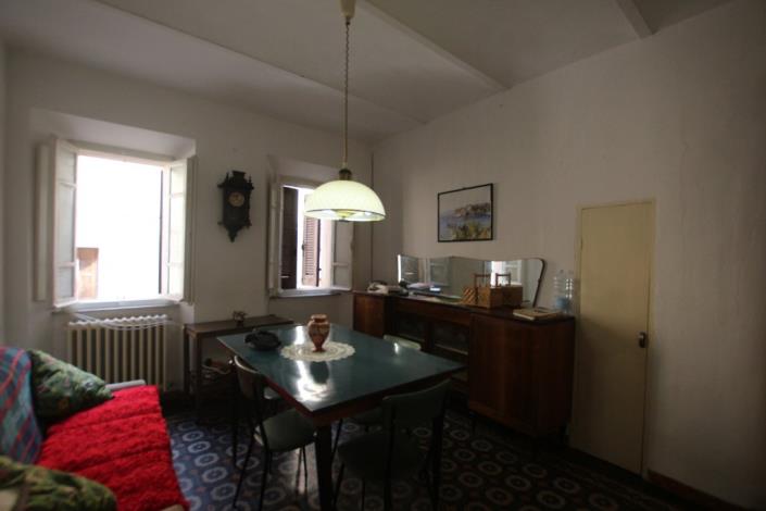 Image No.20-5 Bed Townhouse for sale