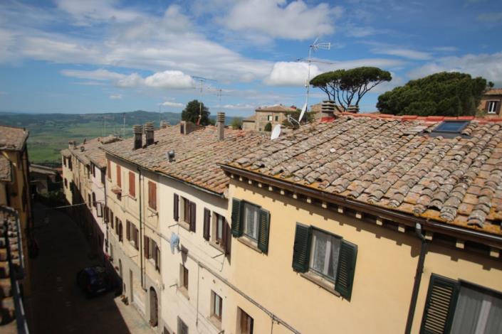 Image No.24-5 Bed Townhouse for sale